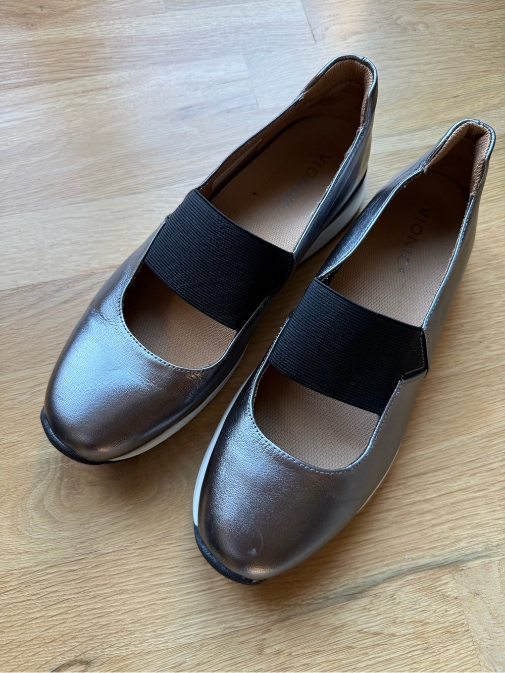 Vionic Cadee Metallic Silver Mary Jane Slip-On Flats with Black Elastic Strap